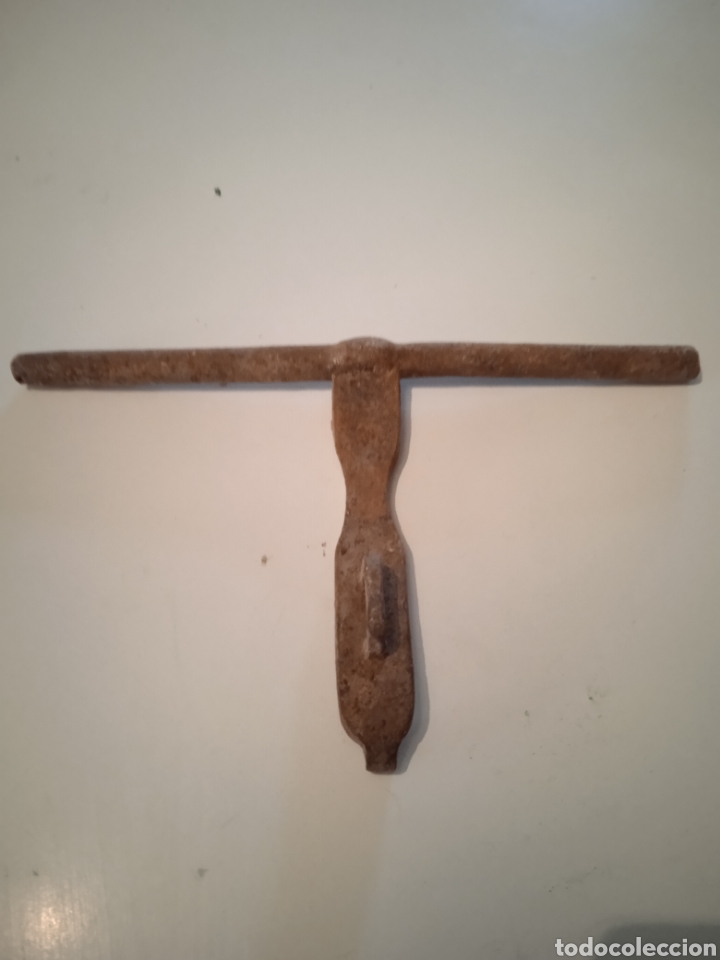 Antig&uuml;edades: Pasador antiguo de forja - Foto 2