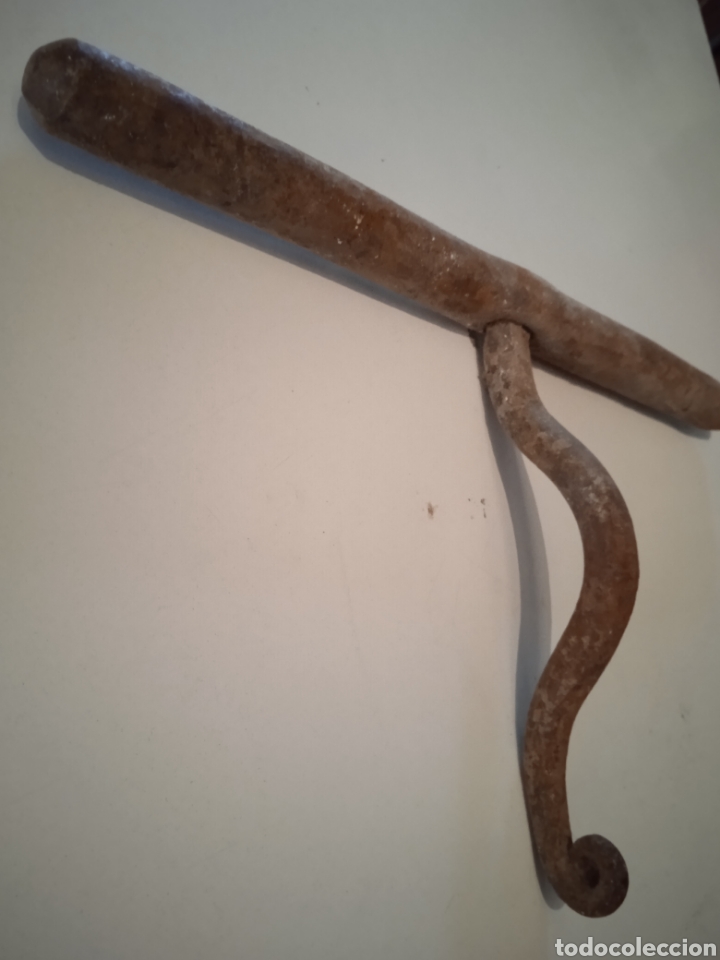 Antig&uuml;edades: Pasador forja antigua - Foto 1