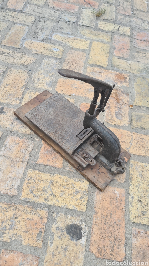Antig&uuml;edades: Grapadora antigua - Foto 2
