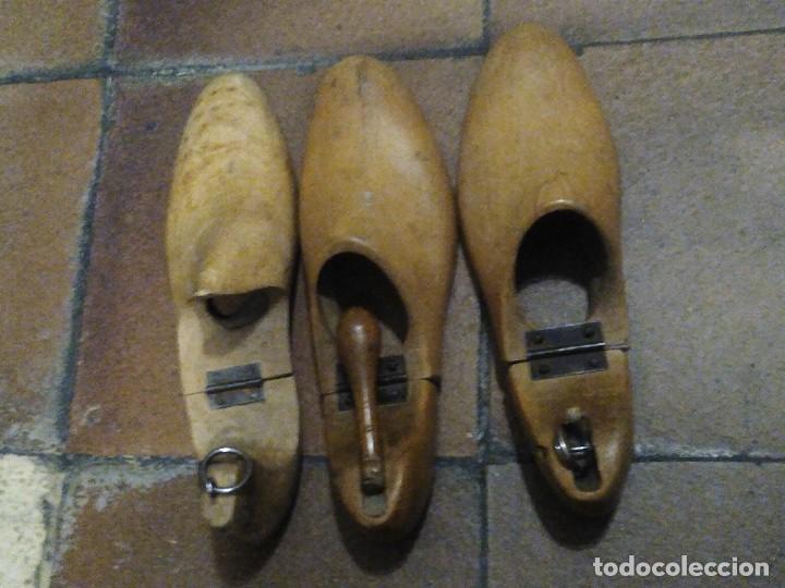 Antig&uuml;edades: 3 ormas de madera para zapatos - Foto 1
