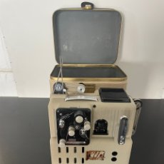 Antigüedades: PROYECTOR EUMIG P8 PHONOMATIC. Lote 257316445