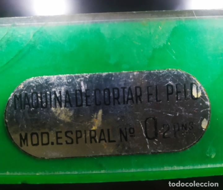 Antig&uuml;edades: MAQUINA DE CORTAR EL PELO. MODELO ESPIRAL - Foto 3