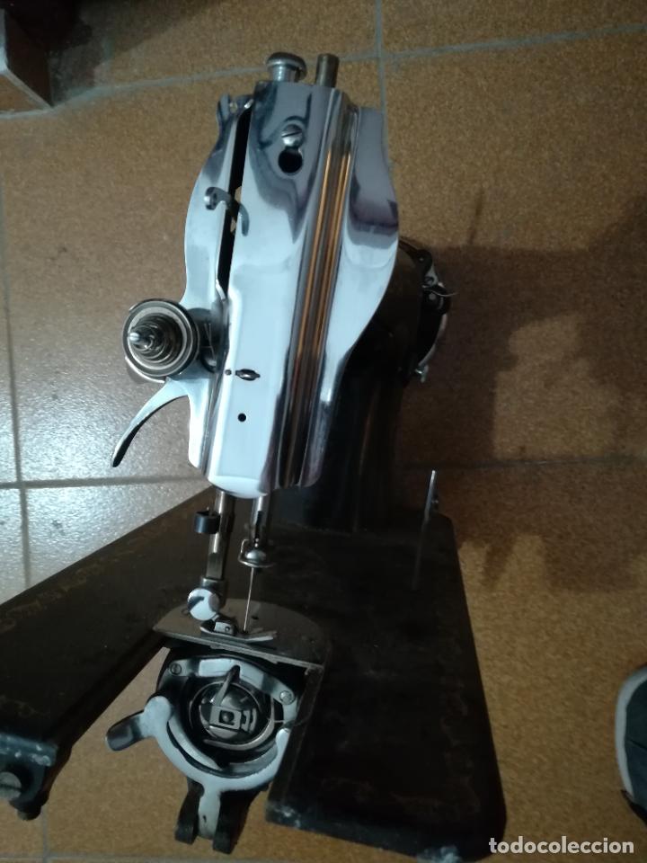 Antig&uuml;edades: Maquina de coser ALFA - Foto 5