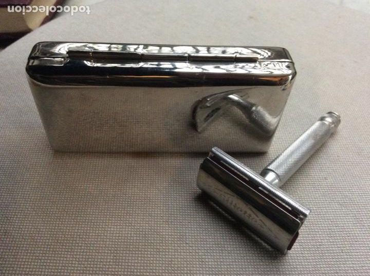 Antig&uuml;edades: Gillette en su estuche. Completo. - Foto 6