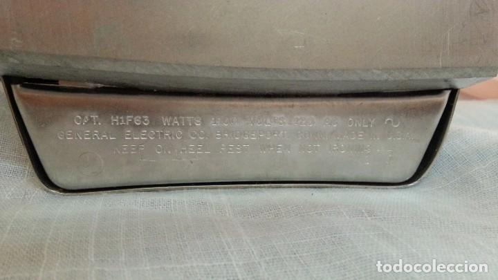Antig&uuml;edades: Plancha El&eacute;ctrica Vintage. - Foto 9