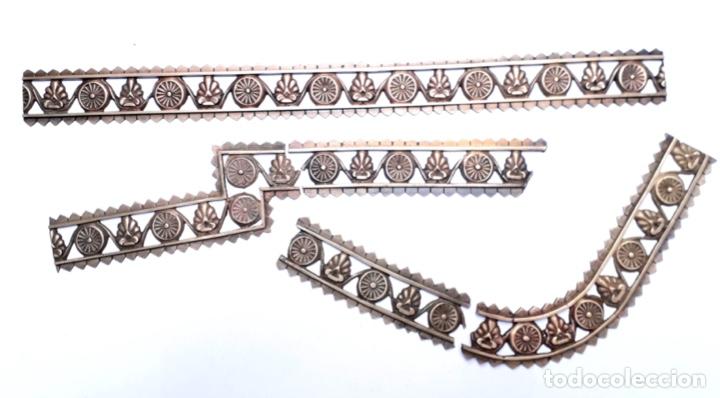 Antiguidades: 5 segmentos embellecedor cenefa moldura de bronce a la cera perdida Modernista para mueble vintage