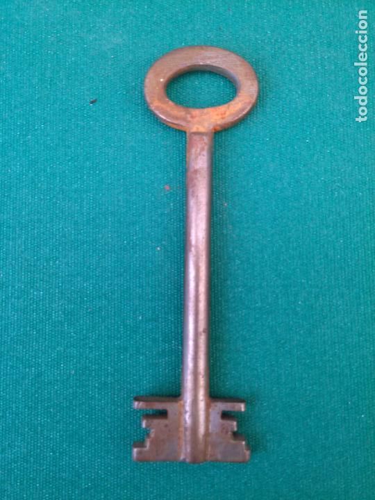 Antig&uuml;edades: LLAVE HUECA - 9.4 CM. - Foto 1