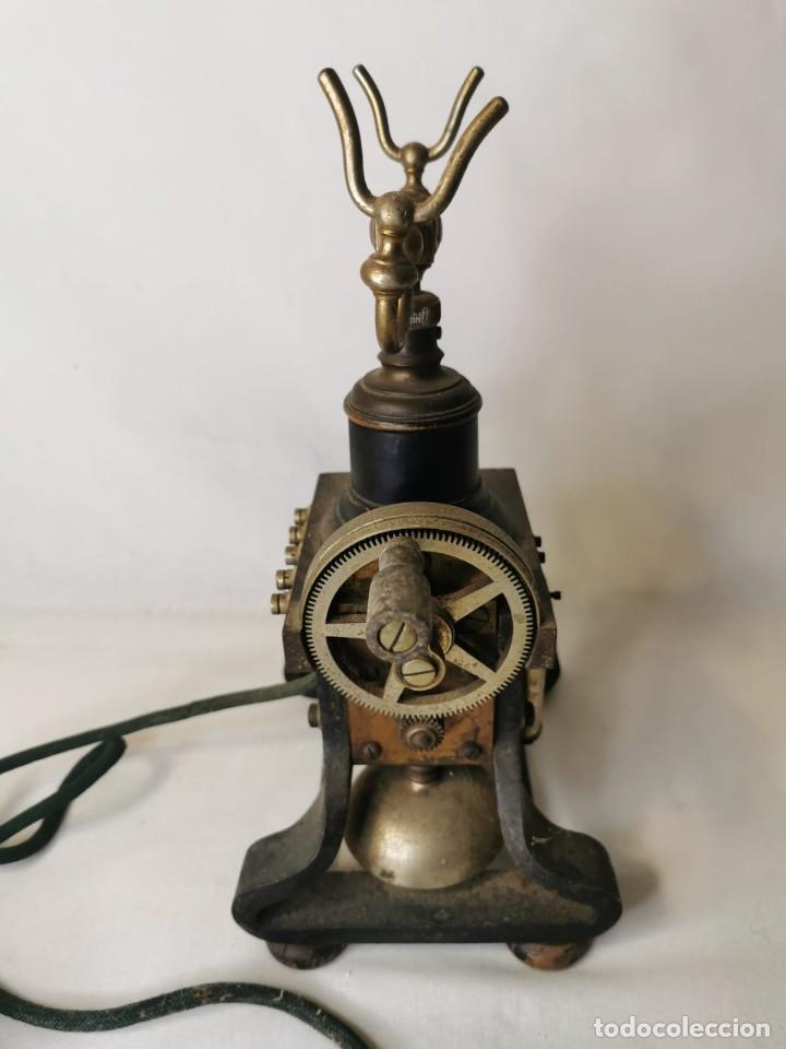 Tel&eacute;fonos: Tel&eacute;fono antiguo Ericsson. - Foto 2