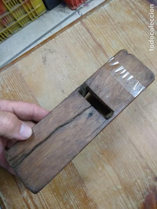 Antig&uuml;edades: Base cepillo antiguo de carpintero C-149. Caja cepillos - Foto 4