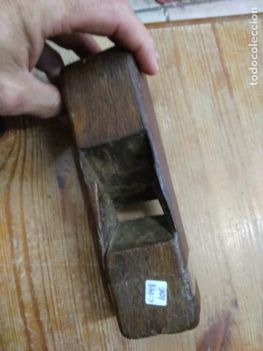 Antig&uuml;edades: Base cepillo antiguo de carpintero C-149. Caja cepillos - Foto 6