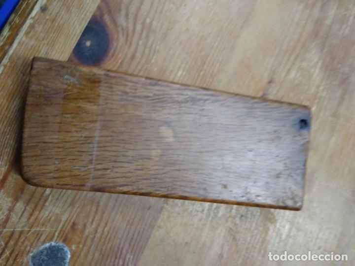 Antig&uuml;edades: Base de cepillo carpintero C-145. Caja cepillos - Foto 3