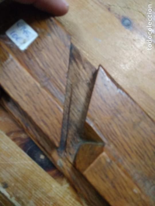 Antig&uuml;edades: Base de cepillo carpintero C-145. Caja cepillos - Foto 5