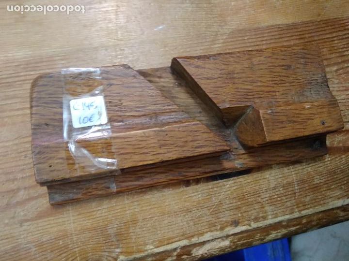 Antig&uuml;edades: Base de cepillo carpintero C-145. Caja cepillos - Foto 6