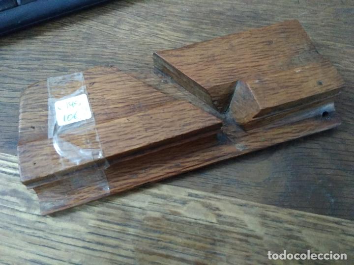 Antig&uuml;edades: Base de cepillo carpintero C-145. Caja cepillos - Foto 11