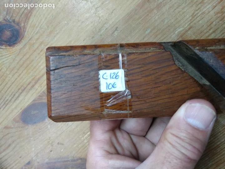 Antig&uuml;edades: Base de cepillo xarpintero C-126 antiguo. Caja cepillos - Foto 3