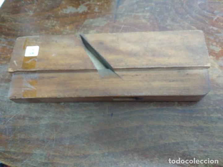 Antig&uuml;edades: Base de cepillo antiguo carpintero C-127. Caja cepillo - Foto 1