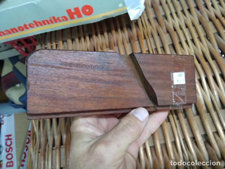 Antig&uuml;edades: Base de cepillo de carpintero C-136. Caja cepillos - Foto 8