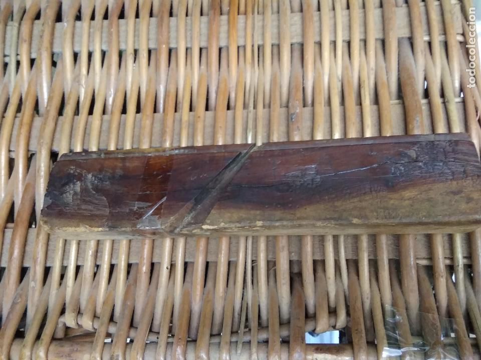 Antig&uuml;edades: Base de cepillo de carpintero C-137. Caja cepillos - Foto 4