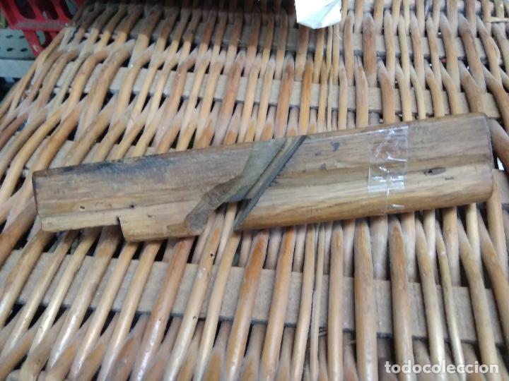 Antig&uuml;edades: Base de cepillo carpintero C-139. Caja cepillos - Foto 5