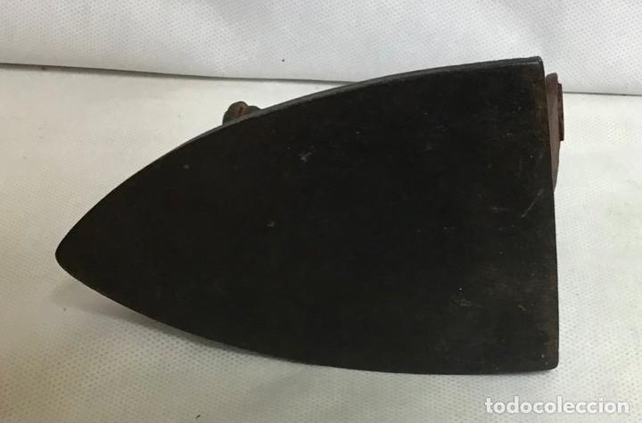 Antig&uuml;edades: ANTIGUA PLANCHA HIERRO - Foto 3