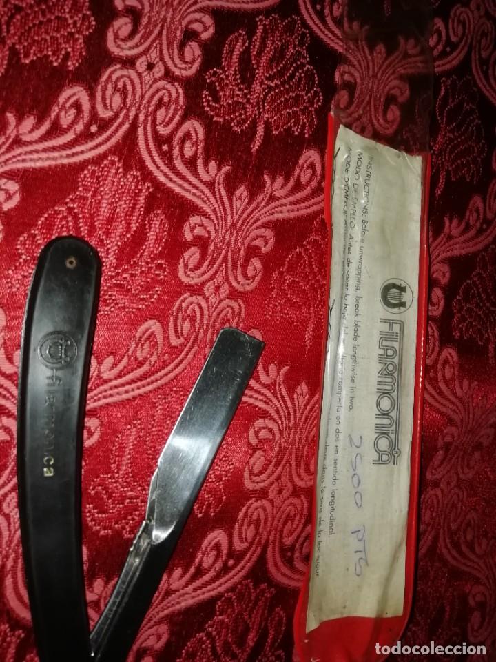 Antig&uuml;edades: Navaja de barbero filarmonica - Foto 2
