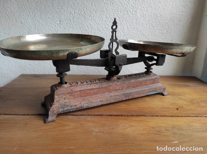 Antig&uuml;edades: BALANZA DE DOS PLATOS - Foto 5