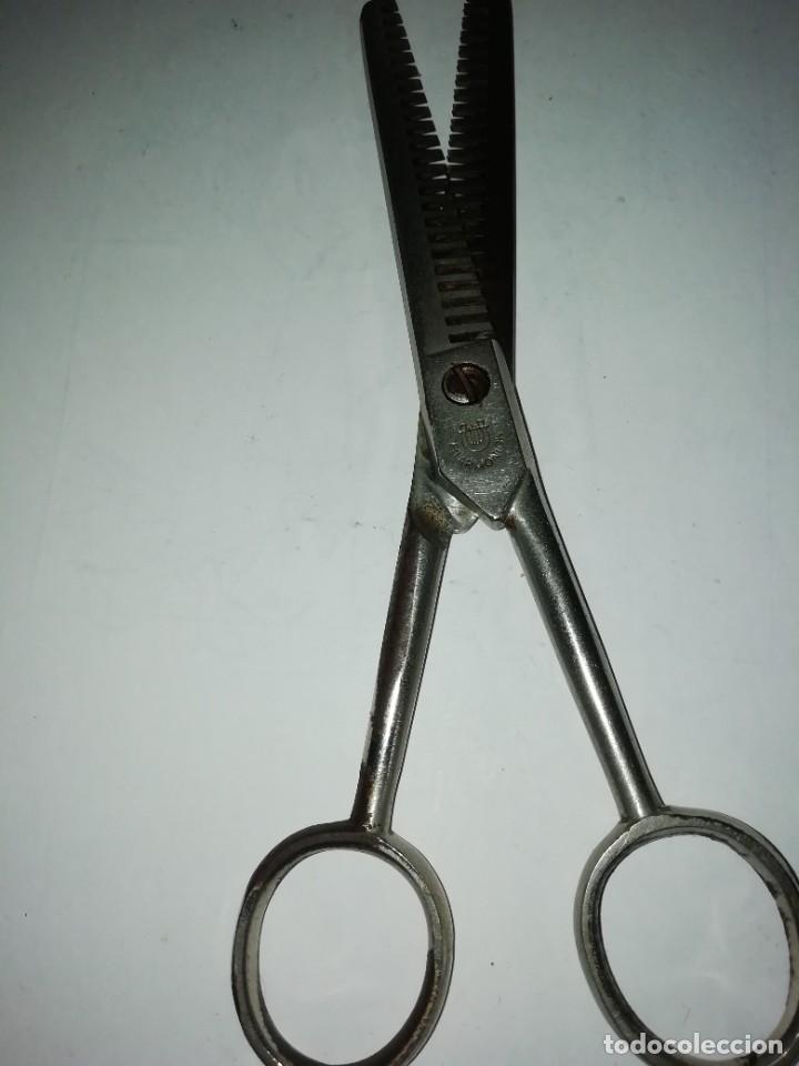 Antig&uuml;edades: Tijeras barberia filarmonica 2000 - Foto 1