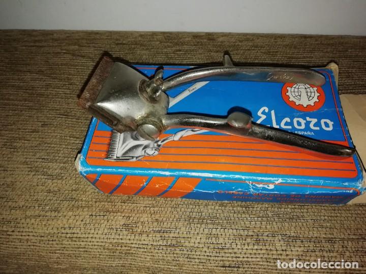 Antig&uuml;edades: Maquinilla para cortar el pelo marca elcoro - Foto 3