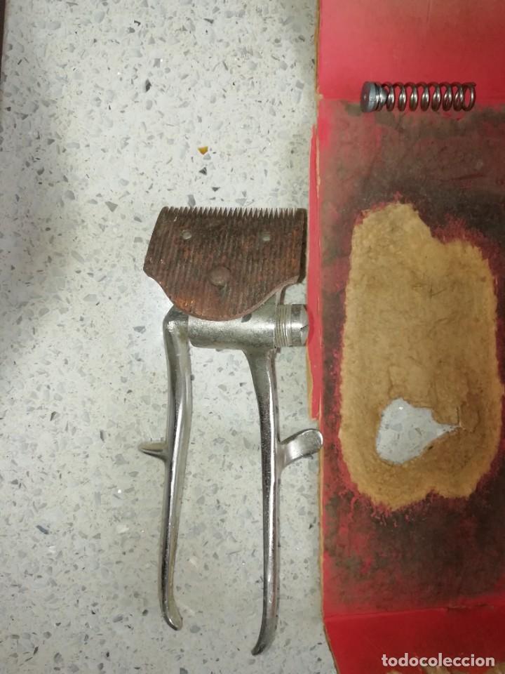 Antig&uuml;edades: Antigua Maquinilla para cortar el pelo - Foto 5