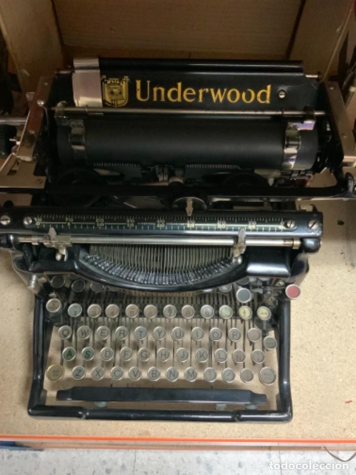 Antig&uuml;edades: M&aacute;quina de escribir Underwood - Foto 1