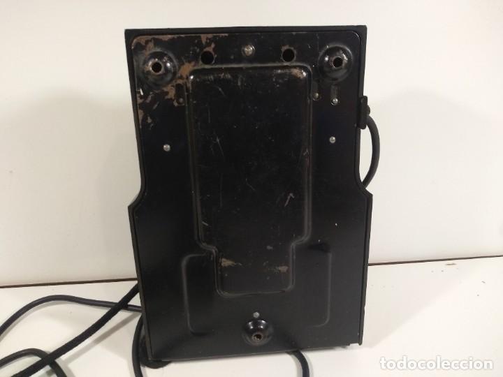 Tel&eacute;fonos: Antiguo tel&eacute;fono Ericsson de pared - Foto 3