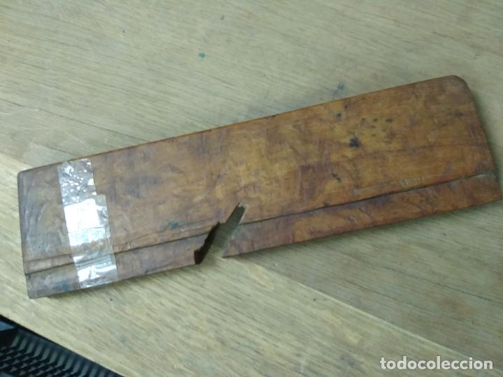 Antig&uuml;edades: Antigua base de cepillo carpintero. C-142. Caja cepillos 2 - Foto 1