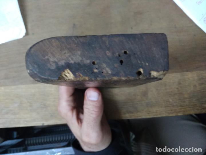 Antig&uuml;edades: Antigua base de cepillo C-122. Caja cepillos 2 - Foto 4