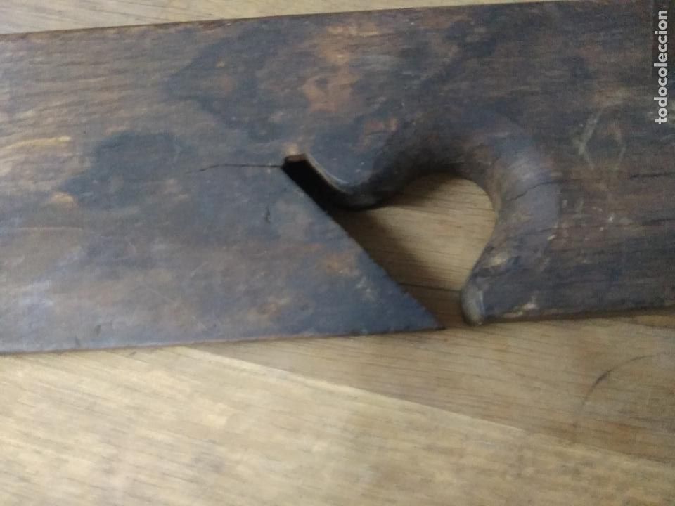 Antig&uuml;edades: Antigua base de cepillo C-122. Caja cepillos 2 - Foto 10