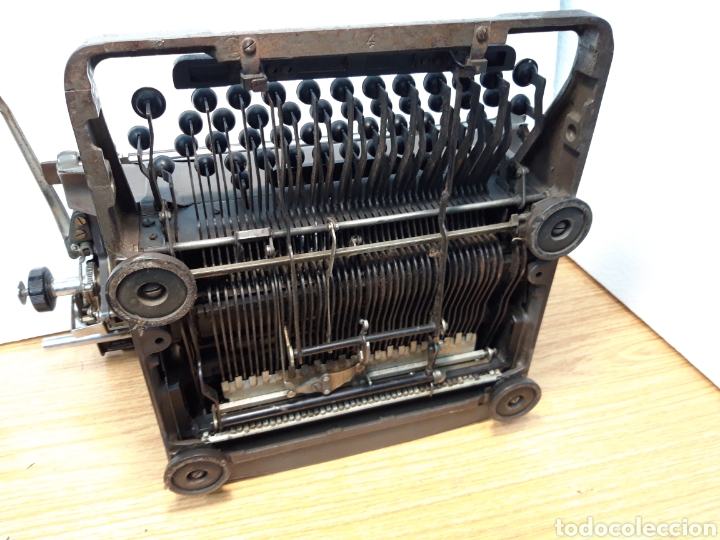 Antig&uuml;edades: M&aacute;quina de escribir Underwood - Foto 5