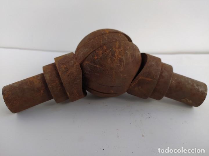 Antig&uuml;edades: ANTIGUA ROTULA DOBLE. 1KG, 16 CMS. - Foto 1