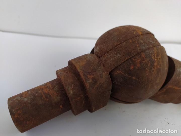 Antig&uuml;edades: ANTIGUA ROTULA DOBLE. 1KG, 16 CMS. - Foto 2