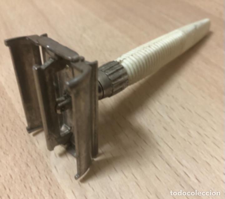 Antig&uuml;edades: ANTIG&Uuml;A M&Aacute;QUINA DE AFEITAR MARCA GILLETTE - Foto 2