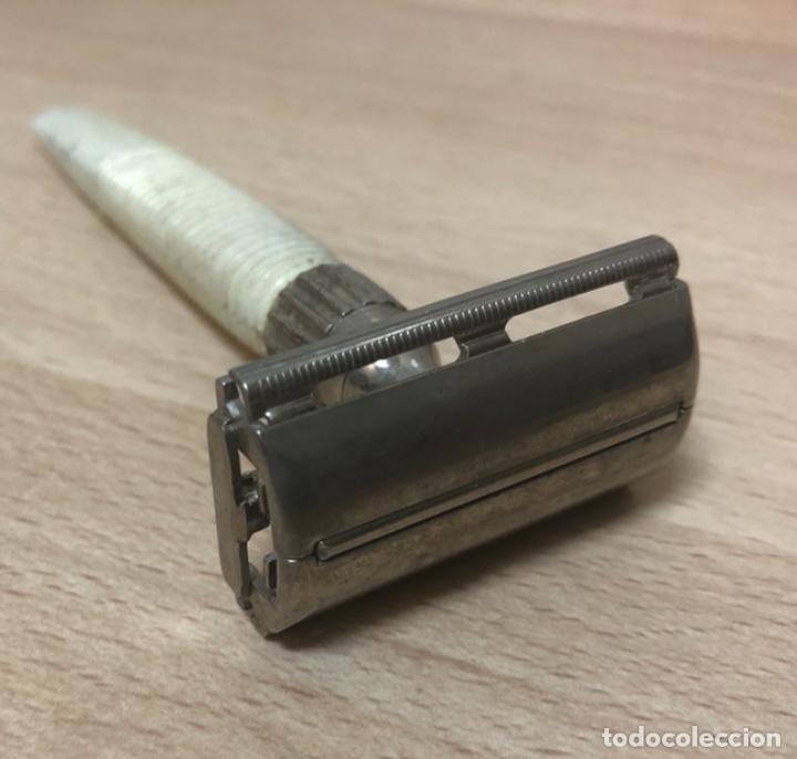 Antig&uuml;edades: ANTIG&Uuml;A M&Aacute;QUINA DE AFEITAR MARCA GILLETTE - Foto 3
