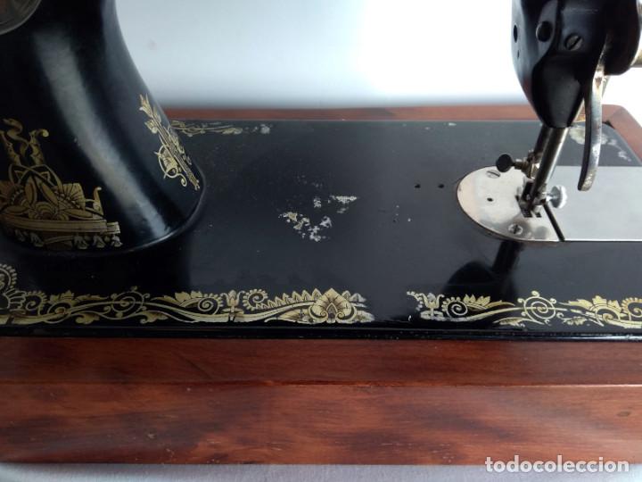 Antig&uuml;edades: MAQUINA DE COSER SINGER - Foto 4
