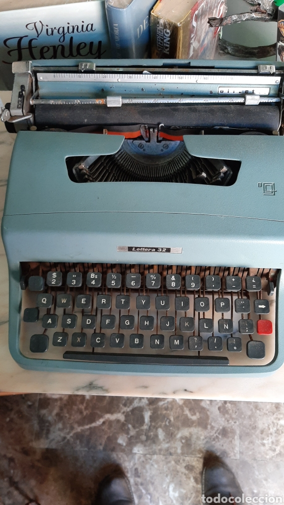 Antig&uuml;edades: MAQUINA escribir OLIVETTI letra 32 funciona - Foto 2
