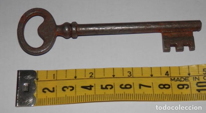 Antig&uuml;edades: LLAVE ANTIGUA EN HIERRO - Foto 1