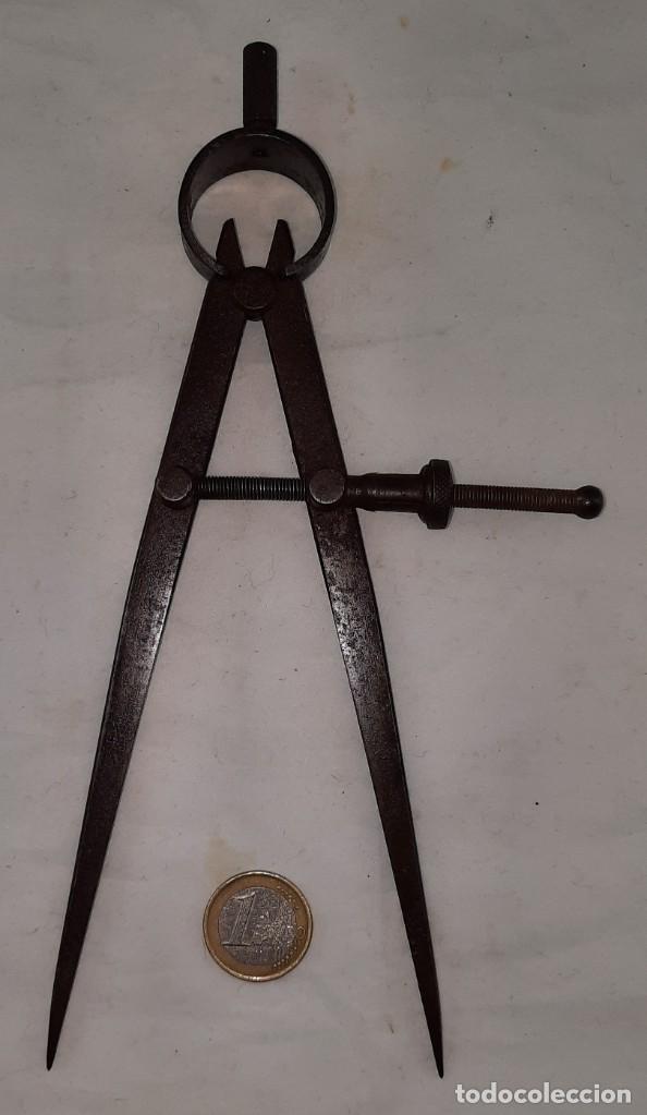 Antig&uuml;edades: HERRAMIENTA ANTIGUA ZAPATERO - COMPAS - Foto 1