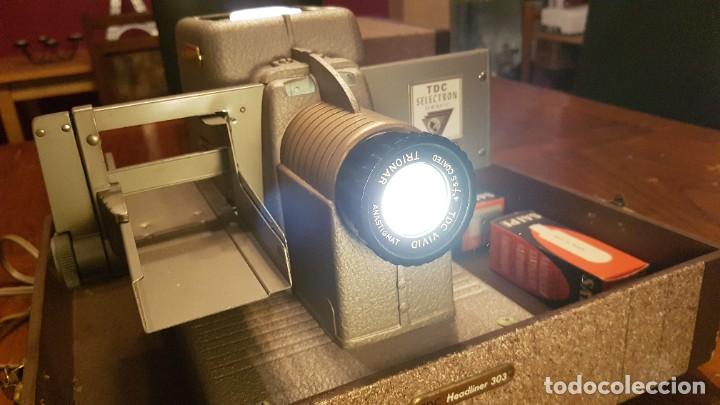 Antig&uuml;edades: Proyector de diapositivas - A&ntilde;os 50 - Foto 1