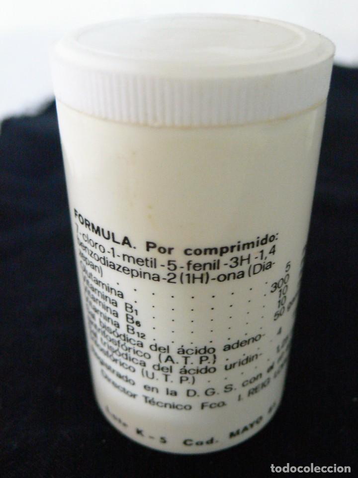 Antig&uuml;edades: LOTE CUATRO BOTES MEDICAMENTOS -VAC&Iacute;OS- - Foto 5