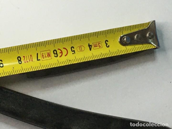 Antig&uuml;edades: NAVAJA DE AFEITAR MANGO MADERA - Foto 2