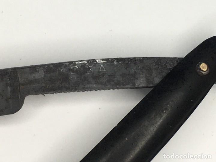 Antig&uuml;edades: NAVAJA DE AFEITAR MANGO NEGRO - Foto 2
