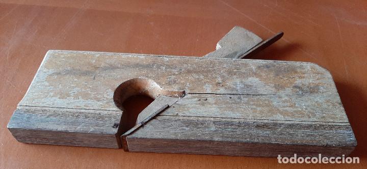 Antig&uuml;edades: CEPILLO ANTIGUO DE MADERA - Foto 2