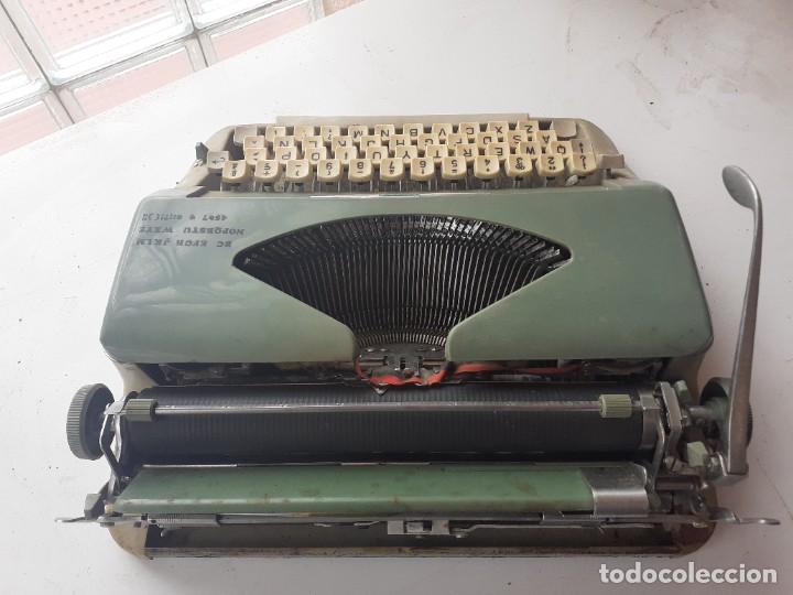 Antig&uuml;edades: Maquina escribir Amaya - Foto 3
