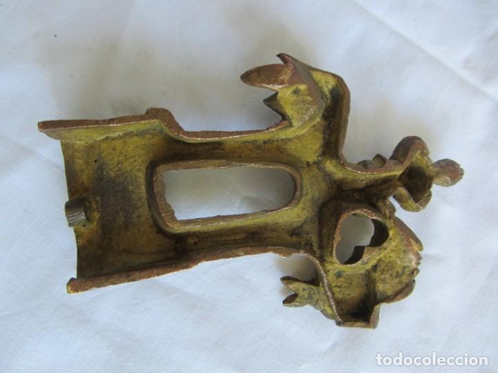 Antig&uuml;edades: Aplique pieza de bronce dorado arco g&oacute;tico - Foto 5